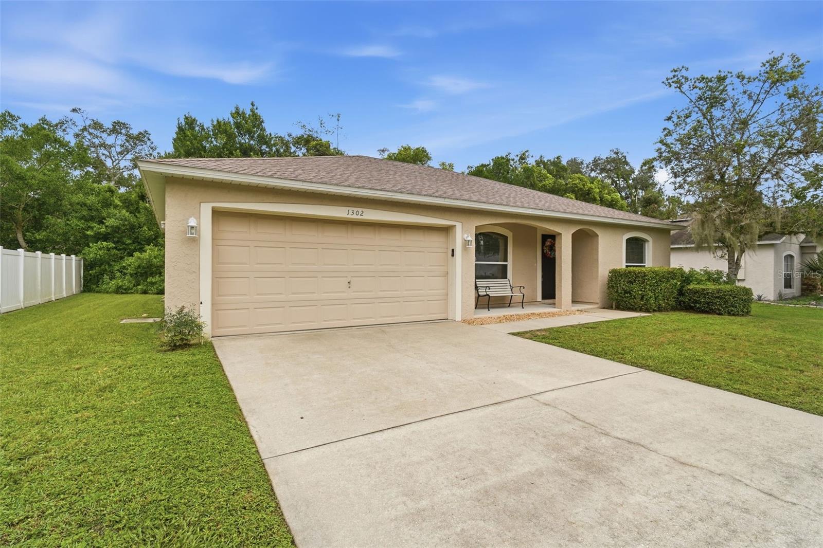 1302 Benton Lake Dr E Property Photo 2
