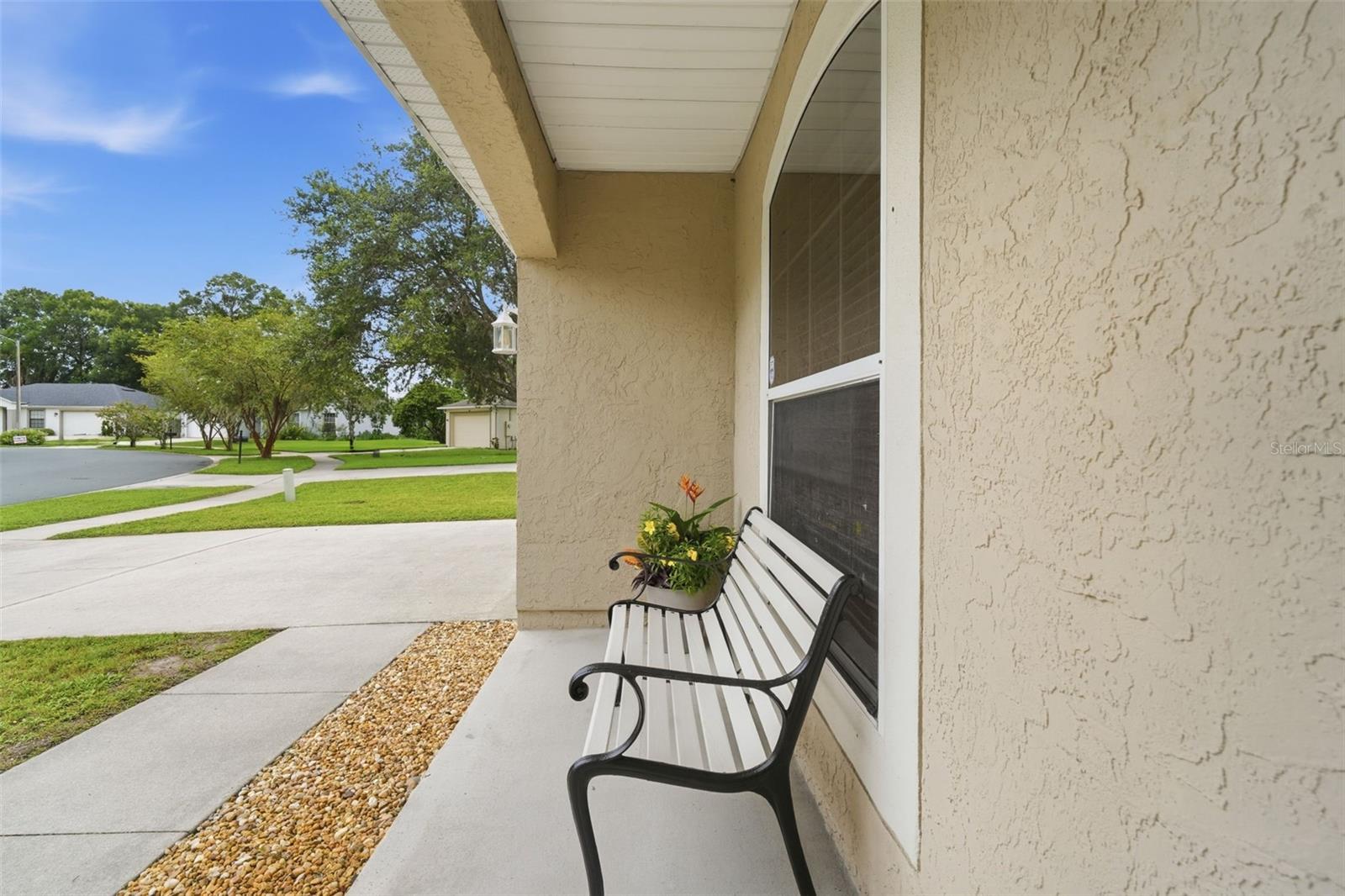 1302 Benton Lake Dr E Property Photo 4