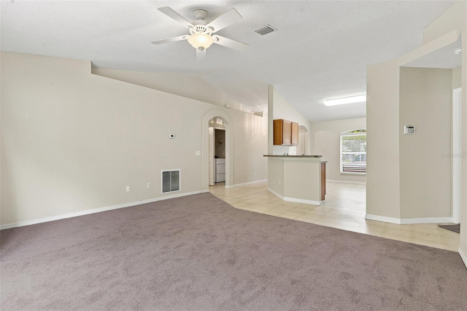 1302 Benton Lake Dr E Property Photo 8