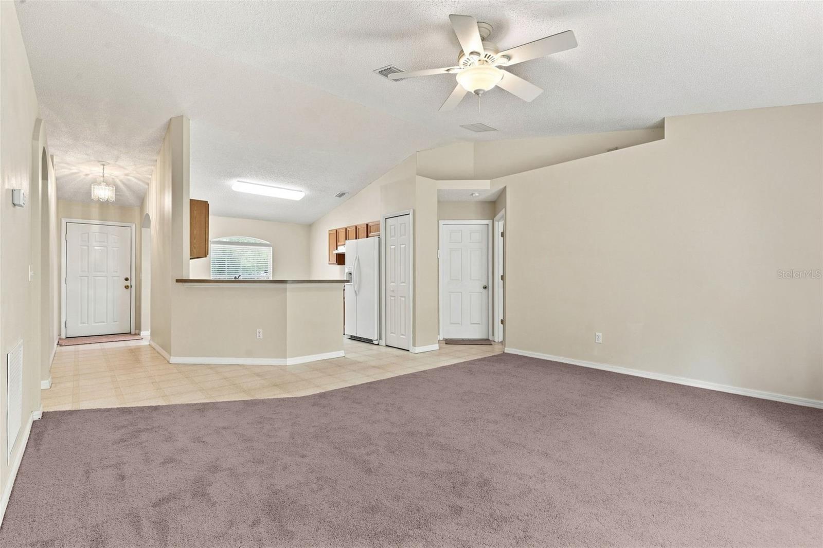 1302 Benton Lake Dr E Property Photo 10