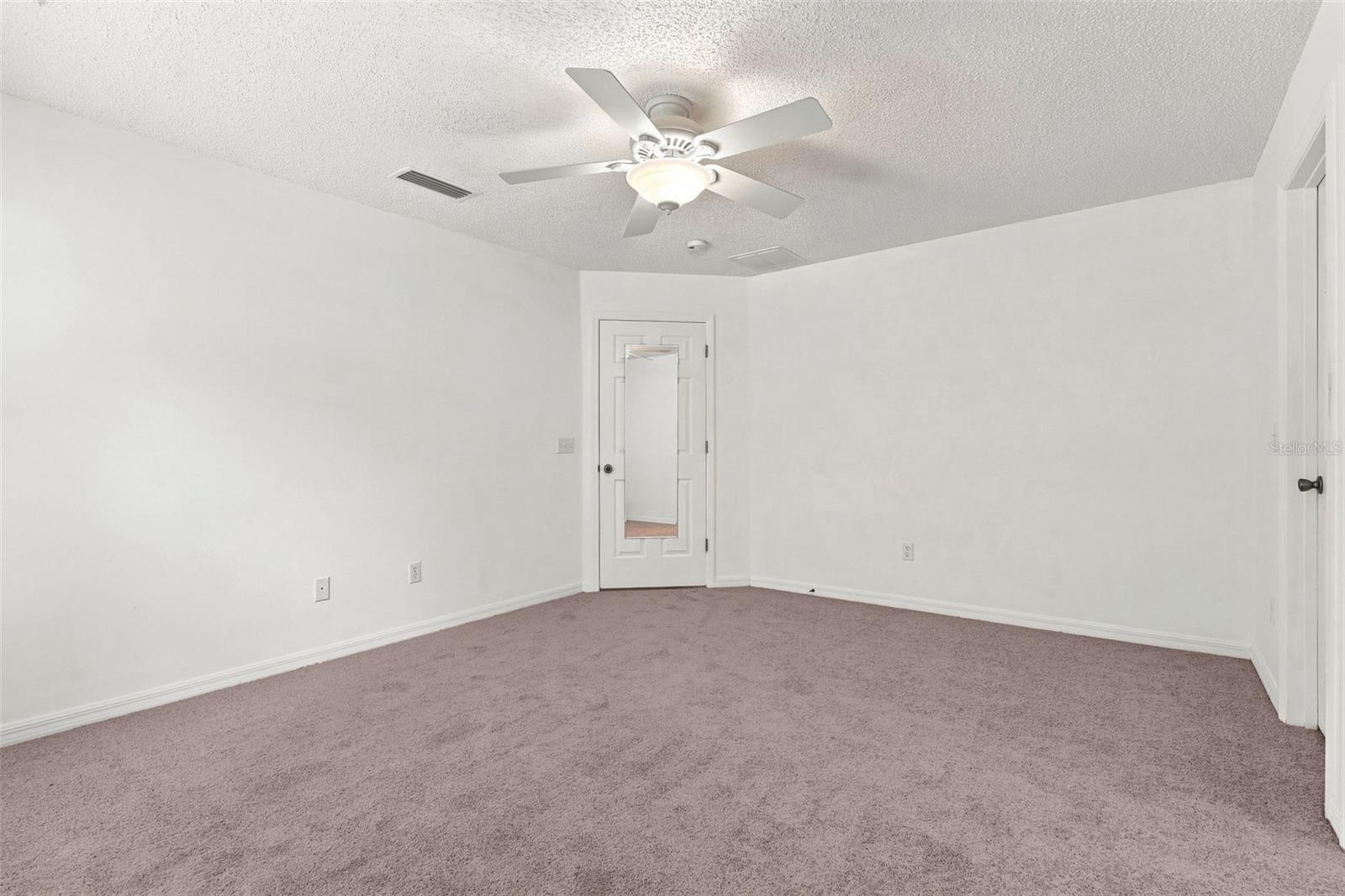 1302 Benton Lake Dr E Property Photo 19