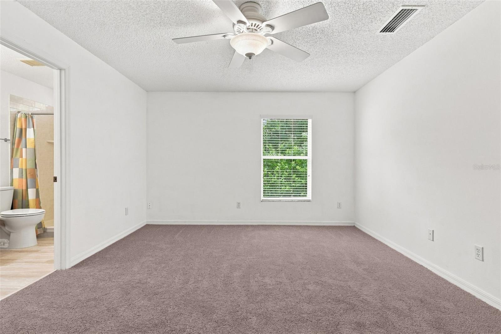 1302 Benton Lake Dr E Property Photo 22