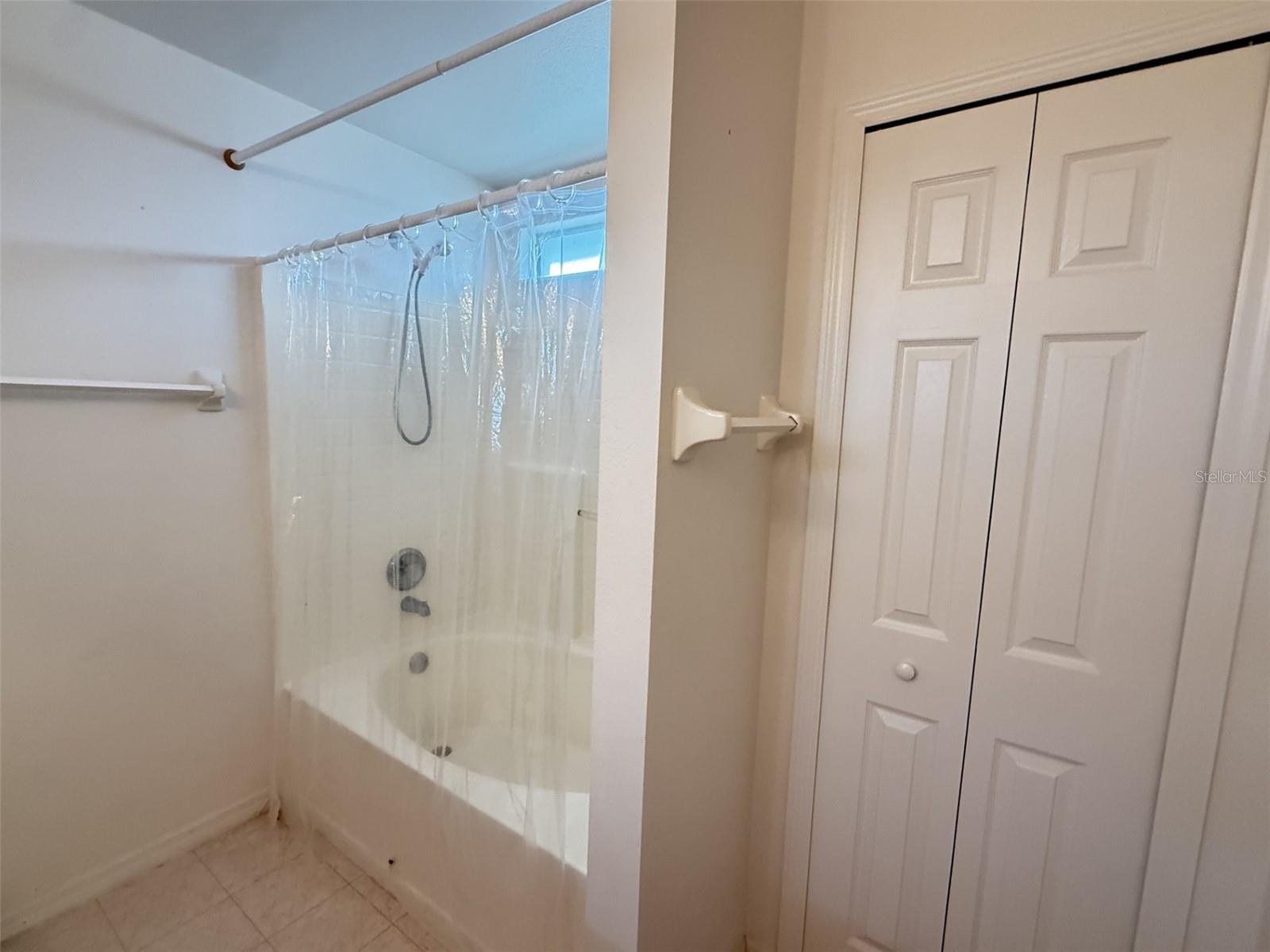 2825 Tamarind Dr Property Photo 18