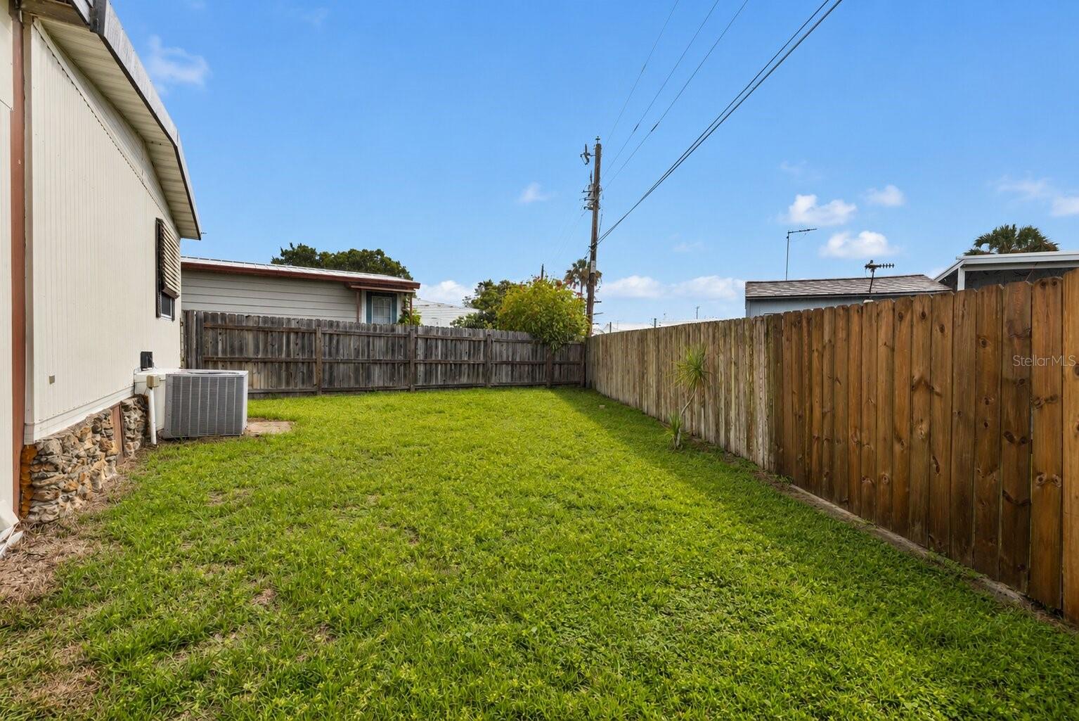 130 Pine St Property Photo 36