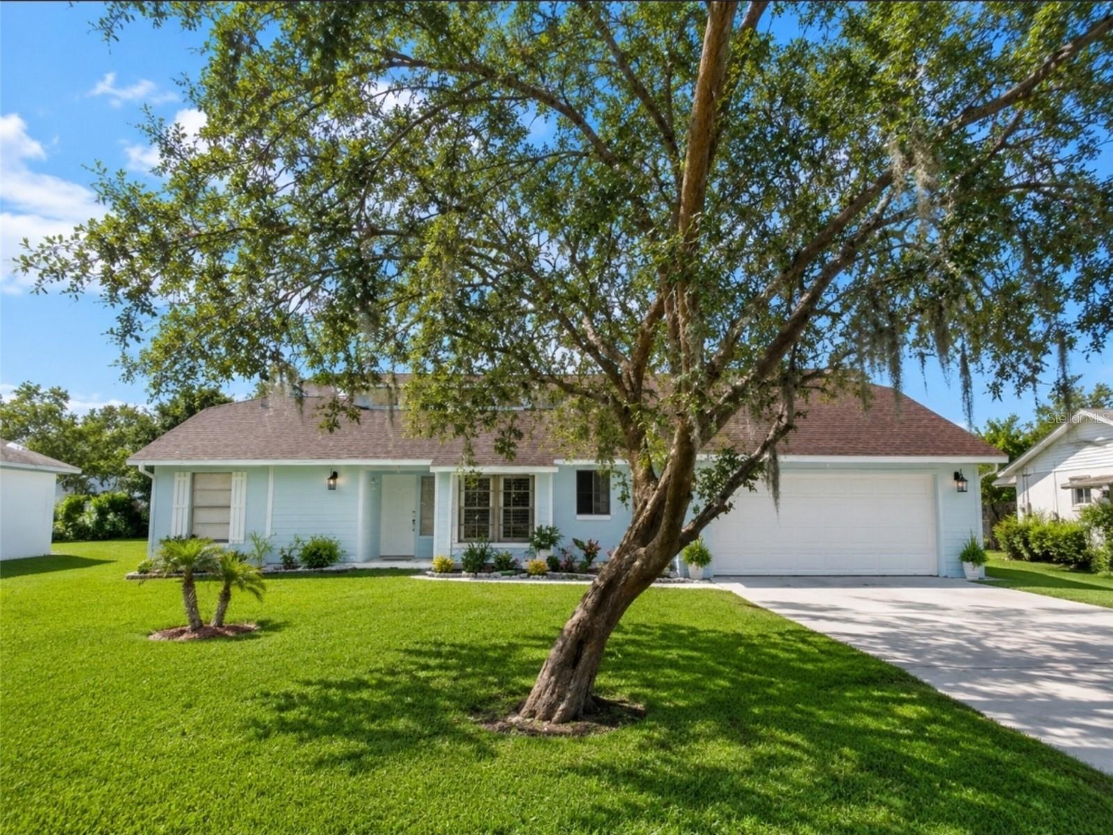 1819 Juniper Dr Property Photo 1