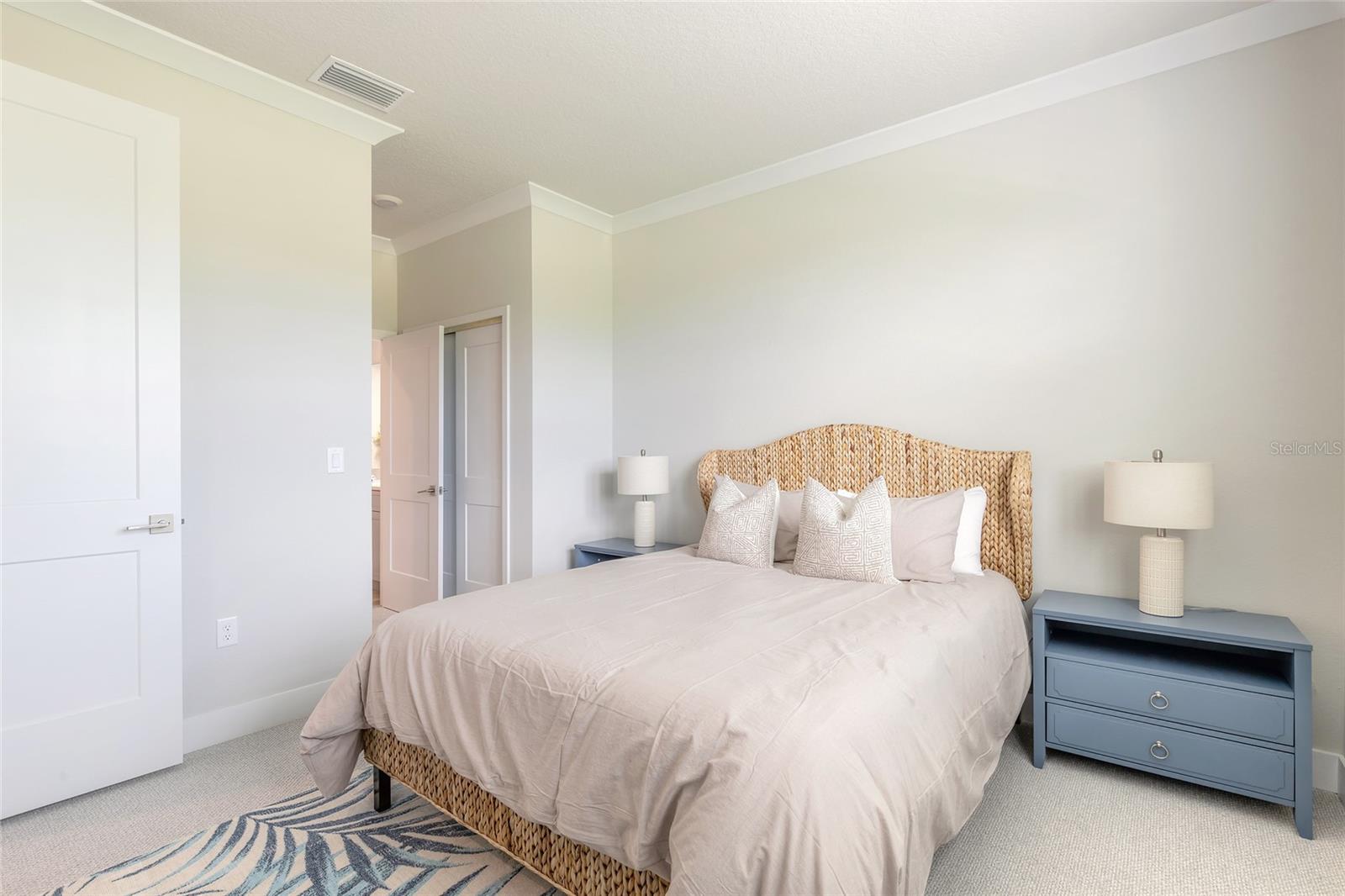 3065 Isles Way Property Photo 18