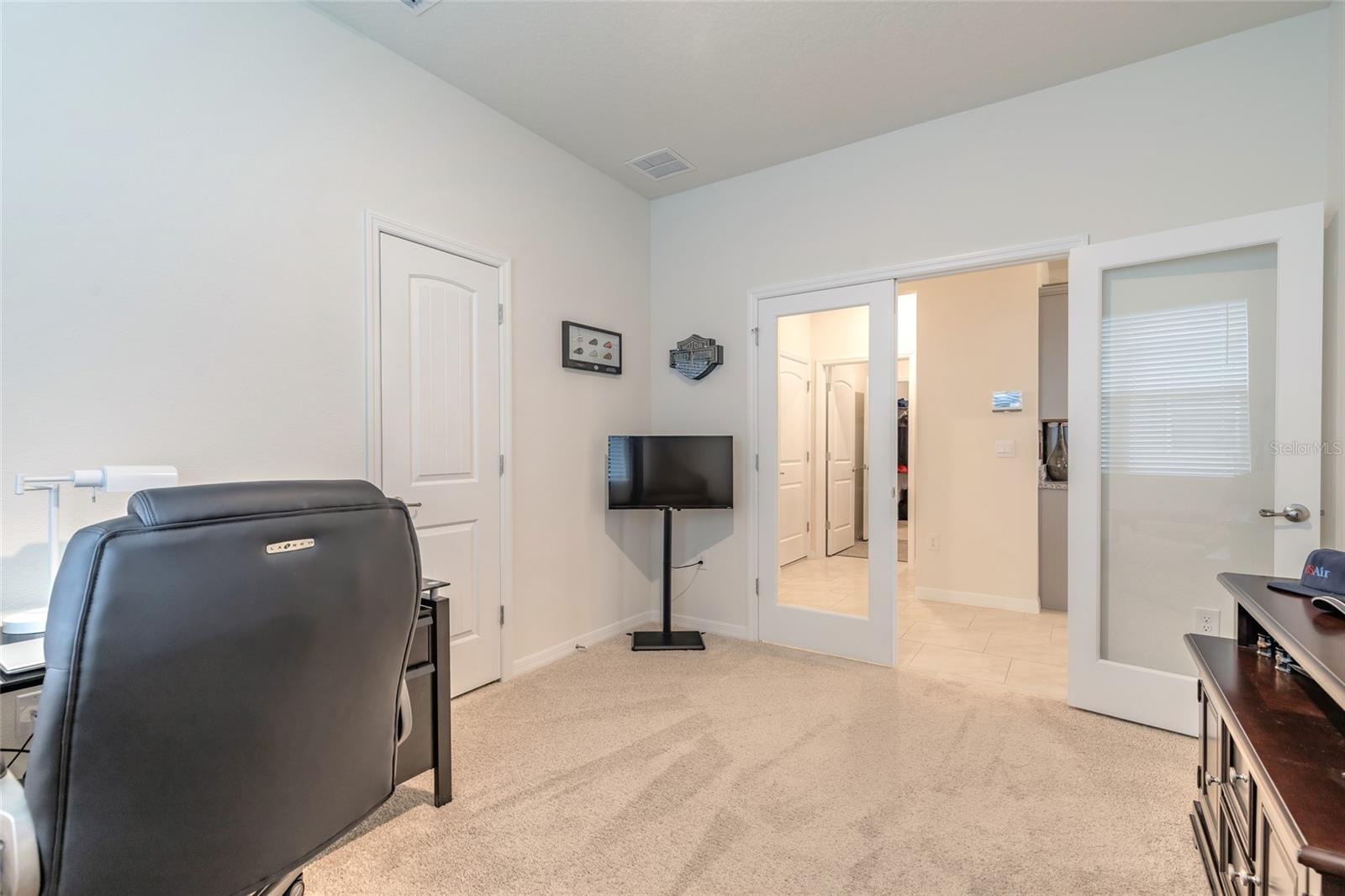 1413 Syles Dr Property Photo 24