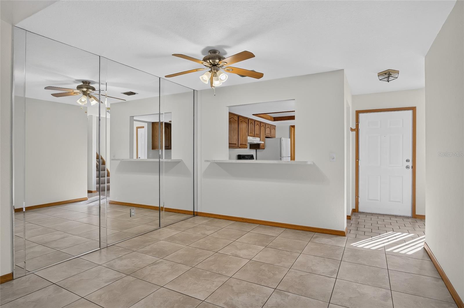 367 Castlewood Ln Property Photo 11