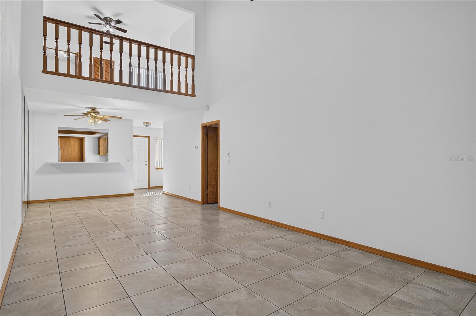 367 Castlewood Ln Property Photo 12