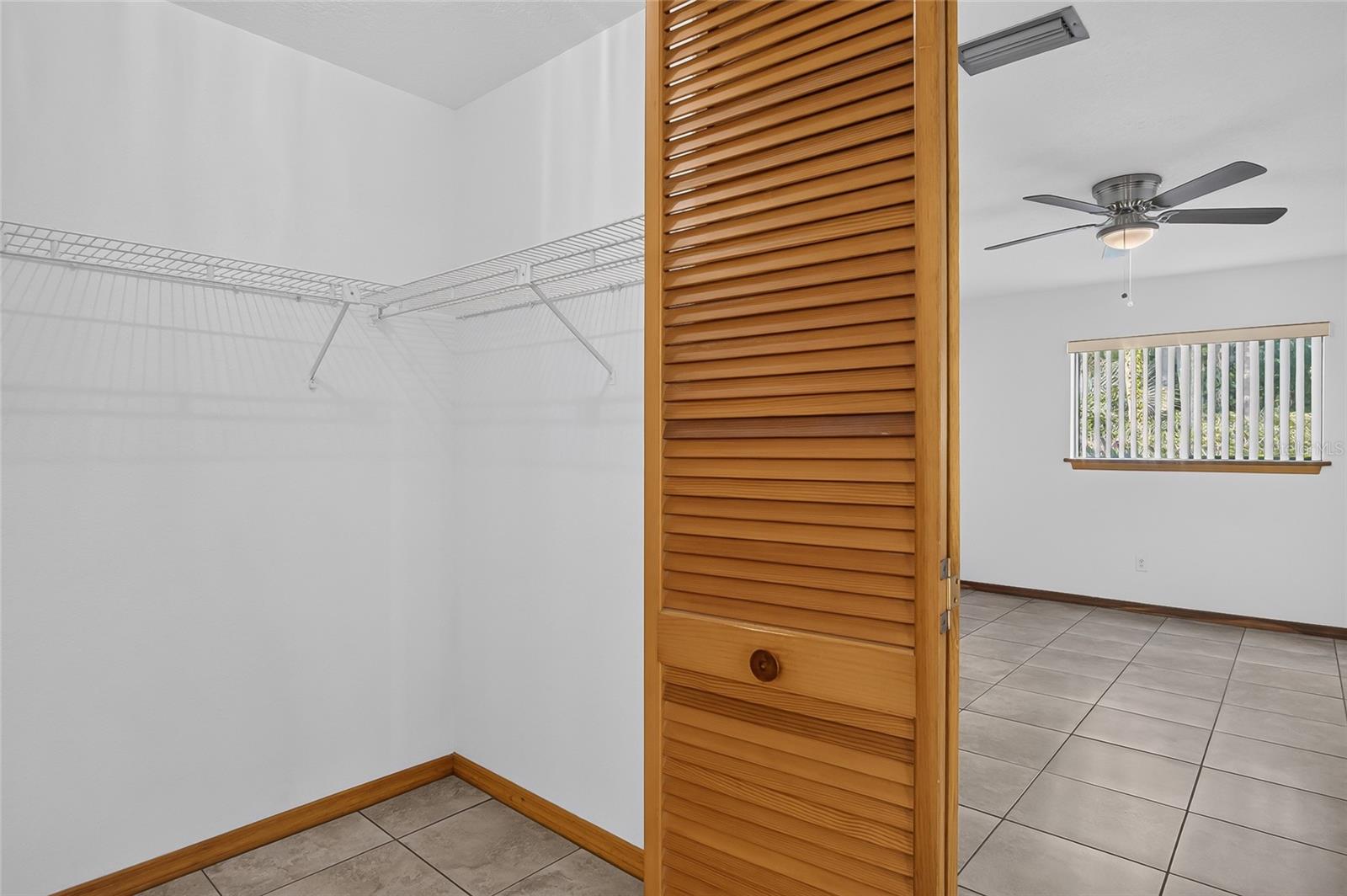 367 Castlewood Ln Property Photo 14