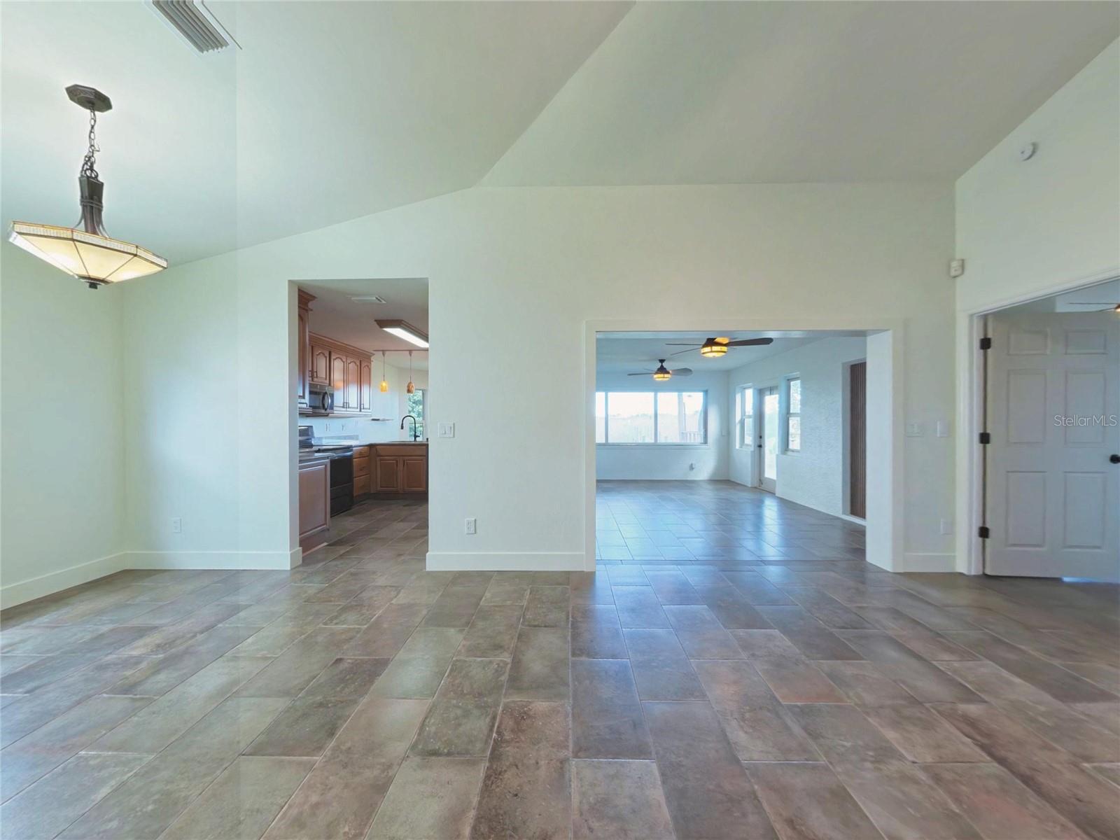 1363 Wayne Ave Property Photo 35