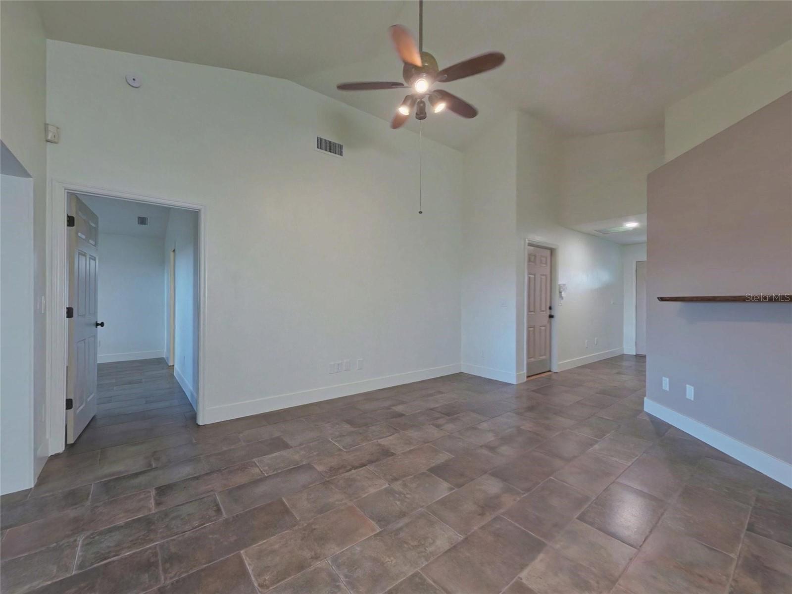 1363 Wayne Ave Property Photo 40