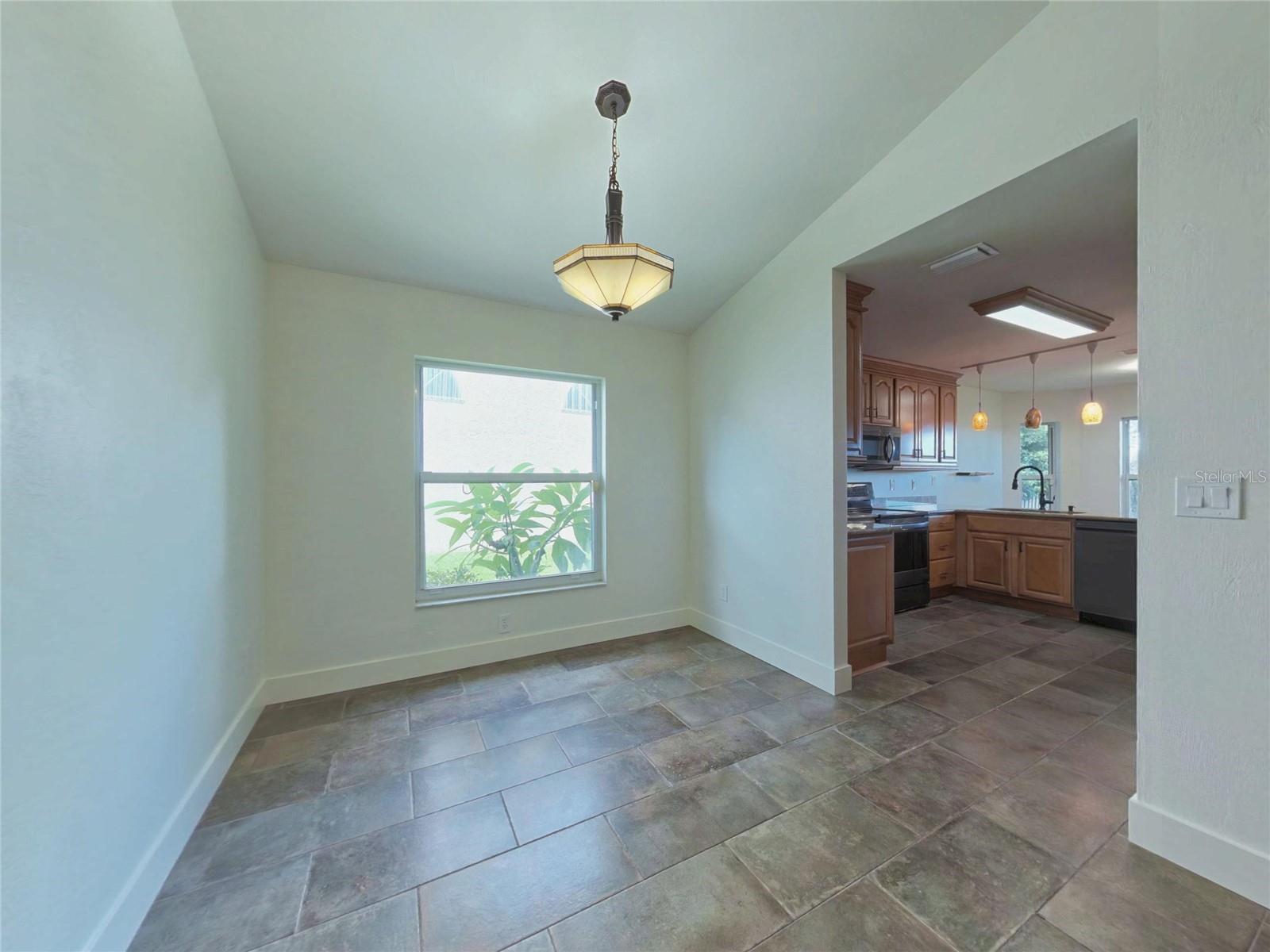 1363 Wayne Ave Property Photo 43