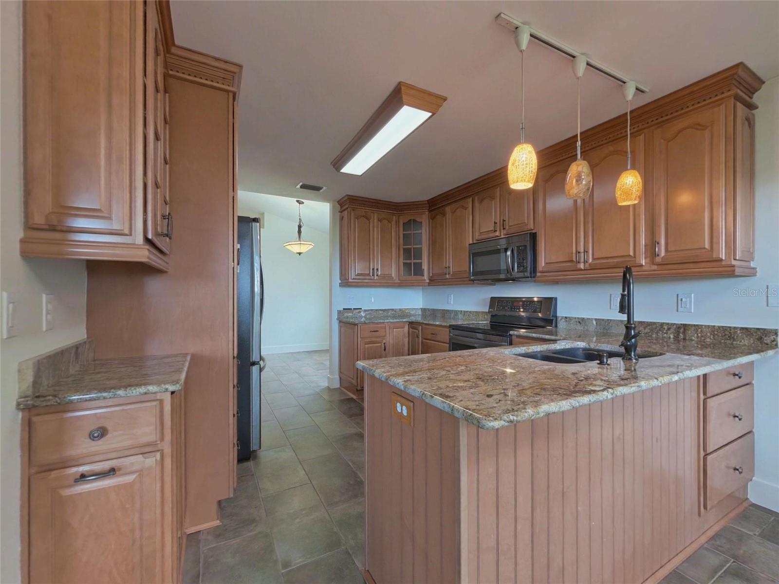 1363 Wayne Ave Property Photo 49