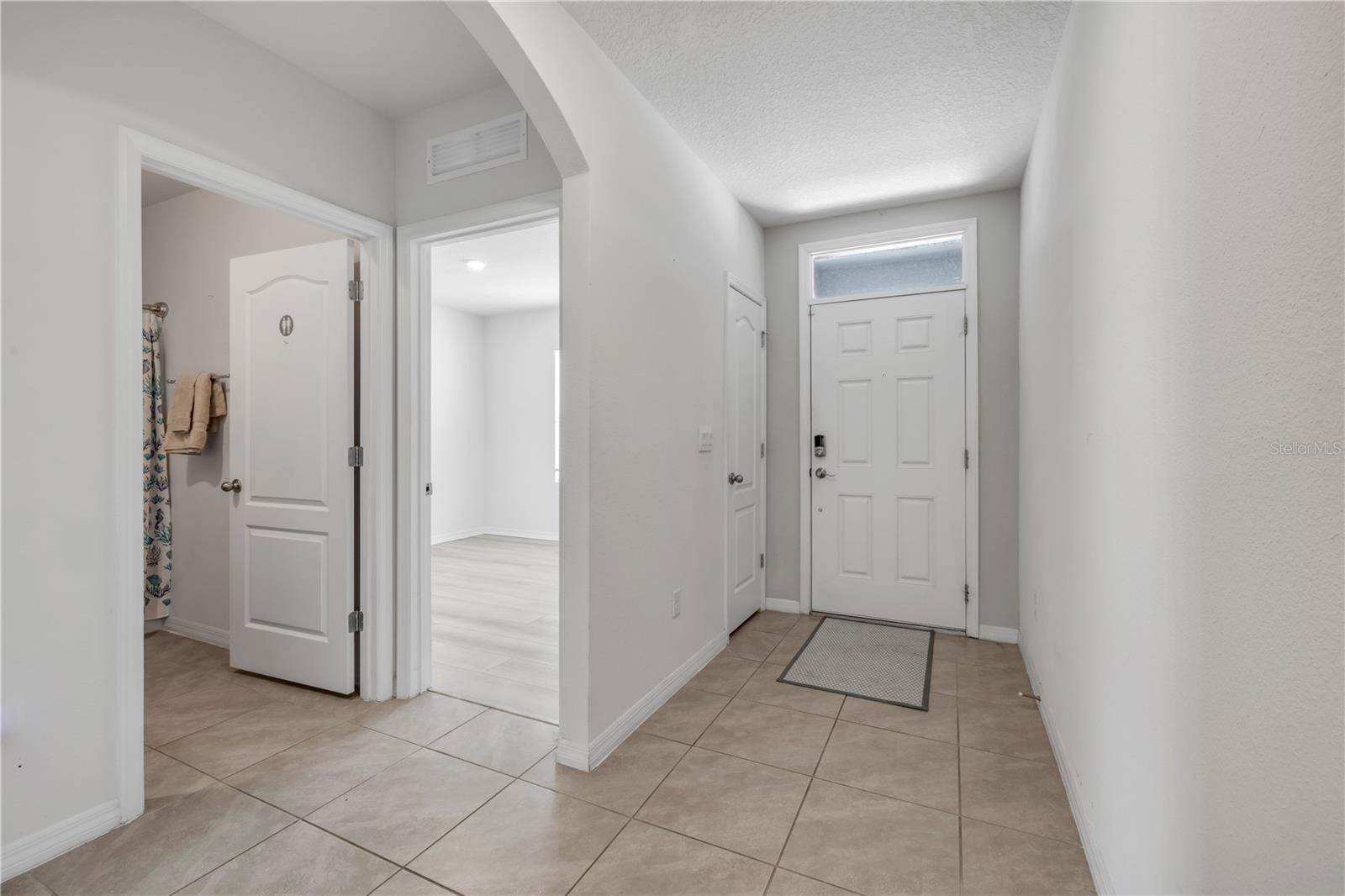 1802 Myrtlebrooke Dr Property Photo 3