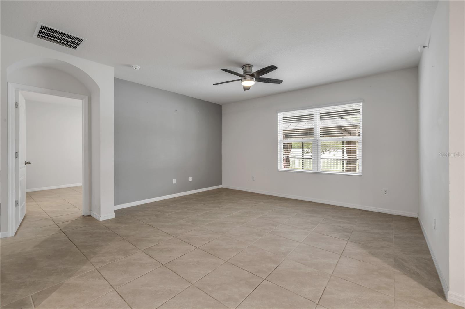 1802 Myrtlebrooke Dr Property Photo 14
