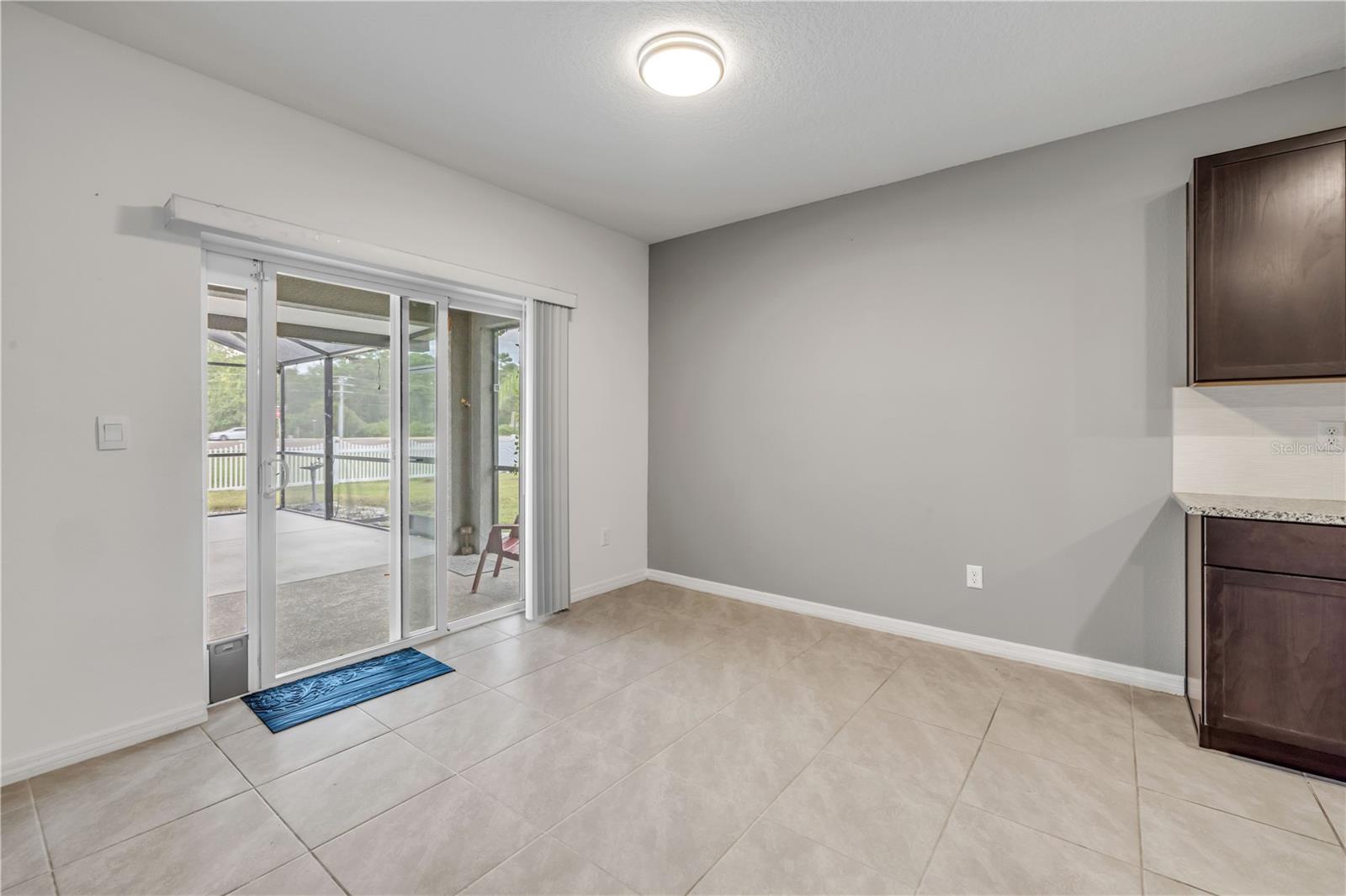 1802 Myrtlebrooke Dr Property Photo 16