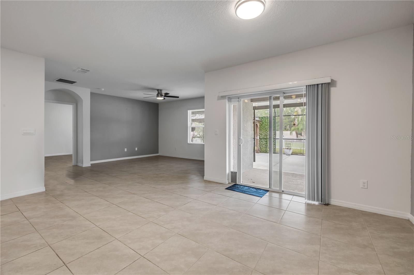 1802 Myrtlebrooke Dr Property Photo 18