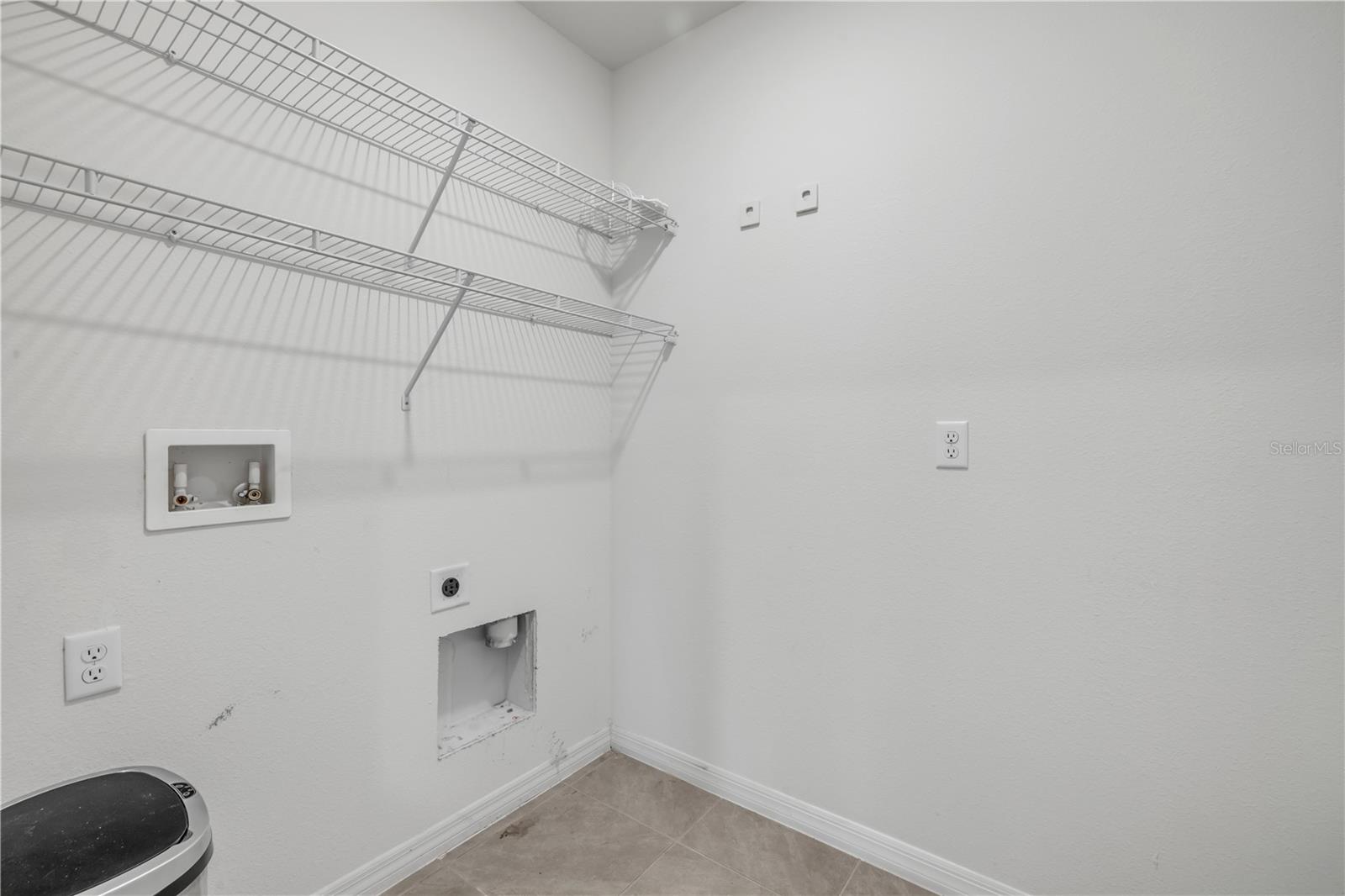 1802 Myrtlebrooke Dr Property Photo 32