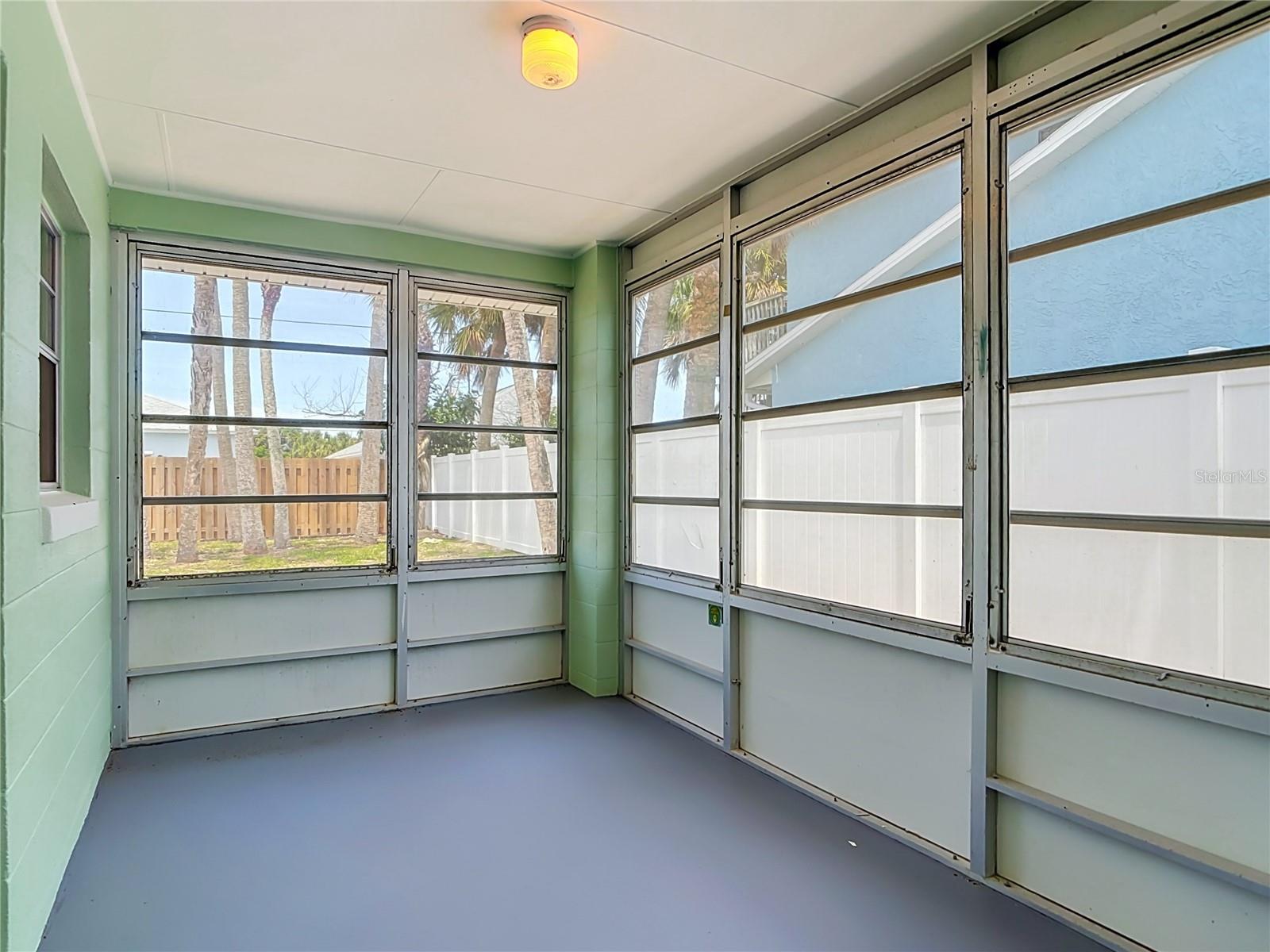 220 Crawford Rd Property Photo 20