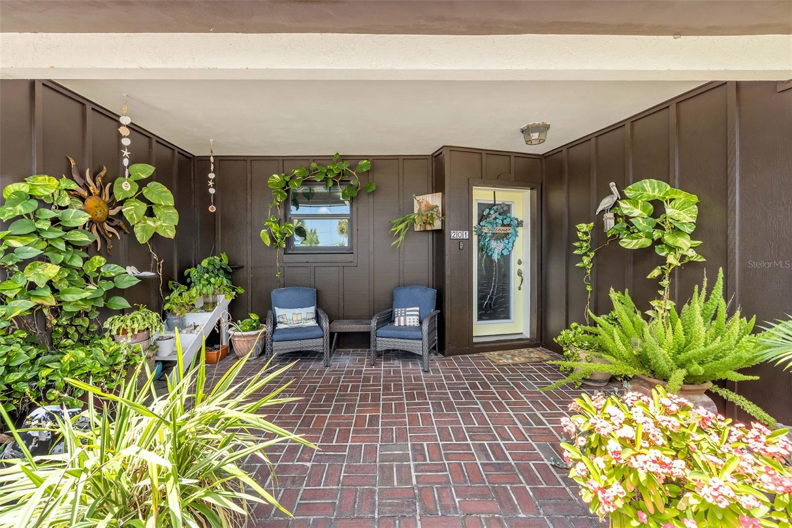 201 S Venetian Way Property Photo 4