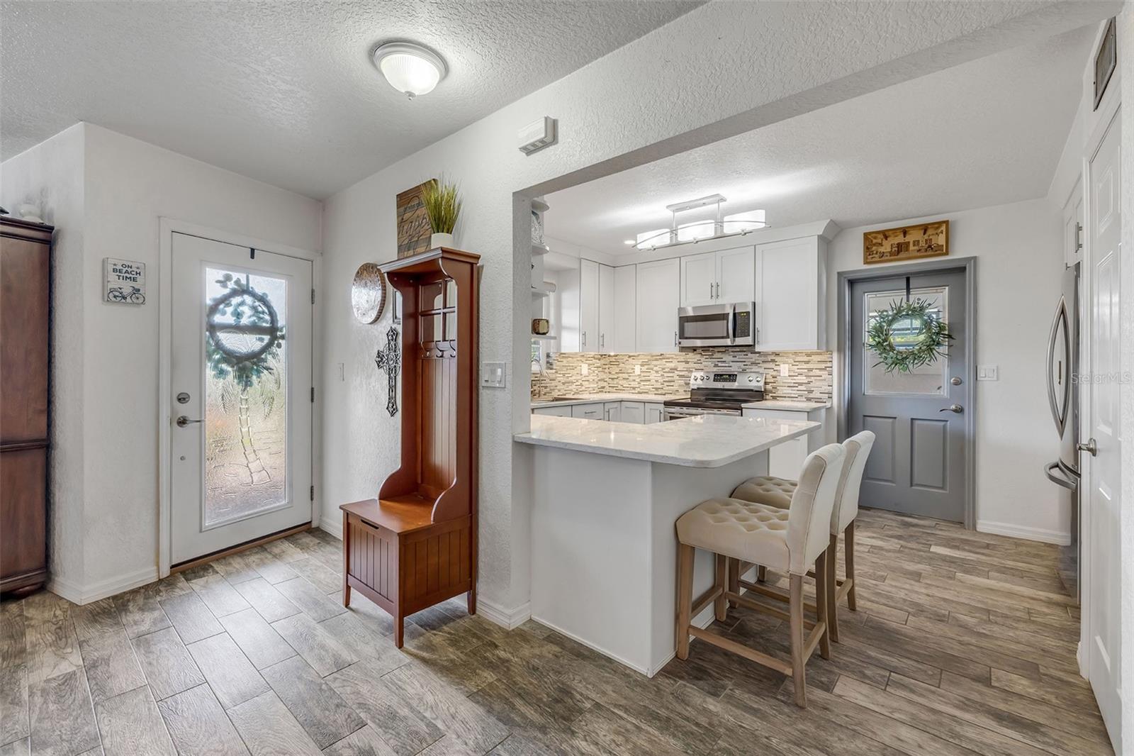 201 S Venetian Way Property Photo 6