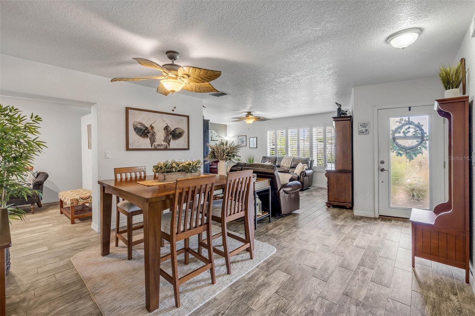 201 S Venetian Way Property Photo 7