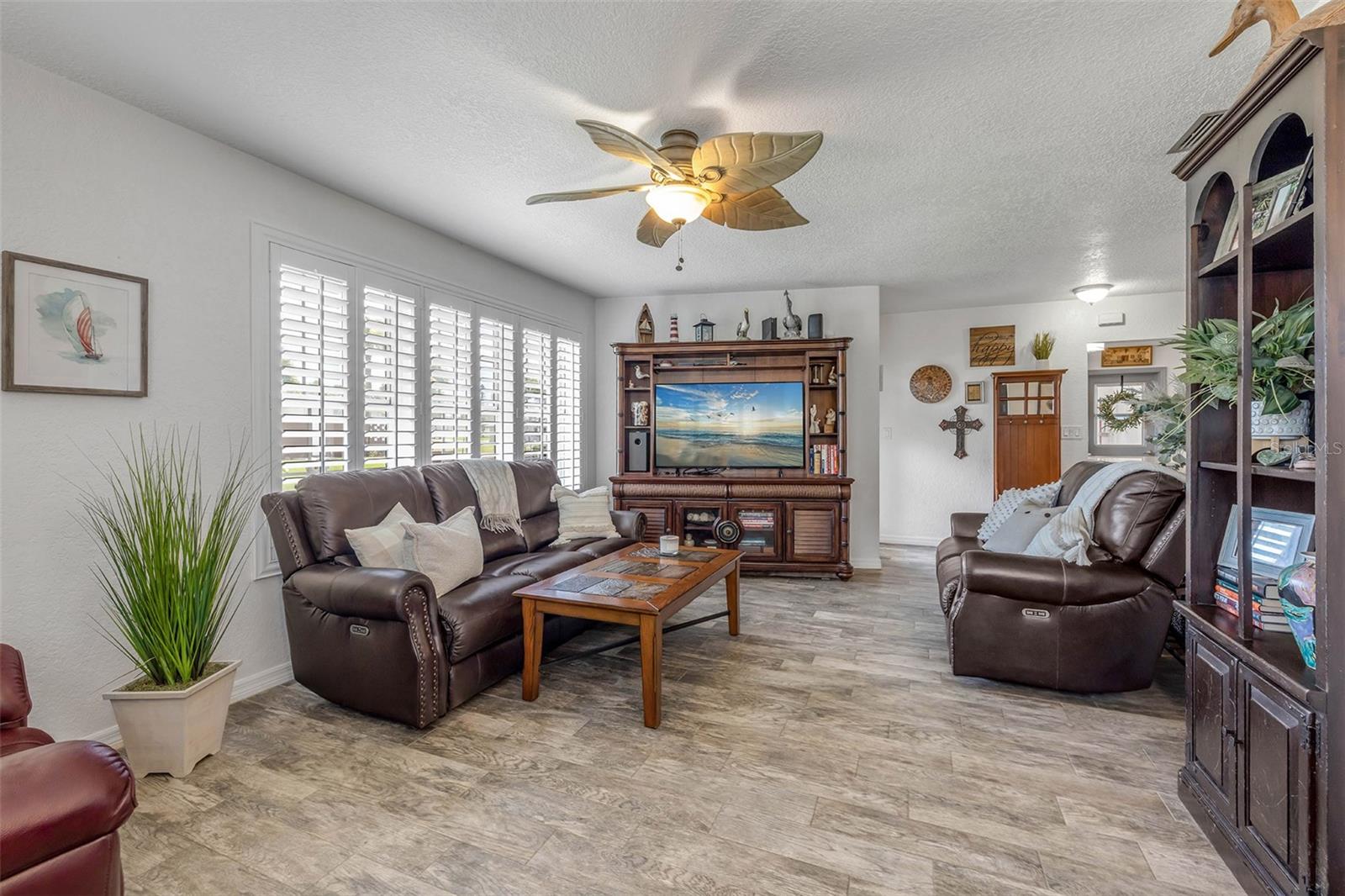 201 S Venetian Way Property Photo 10