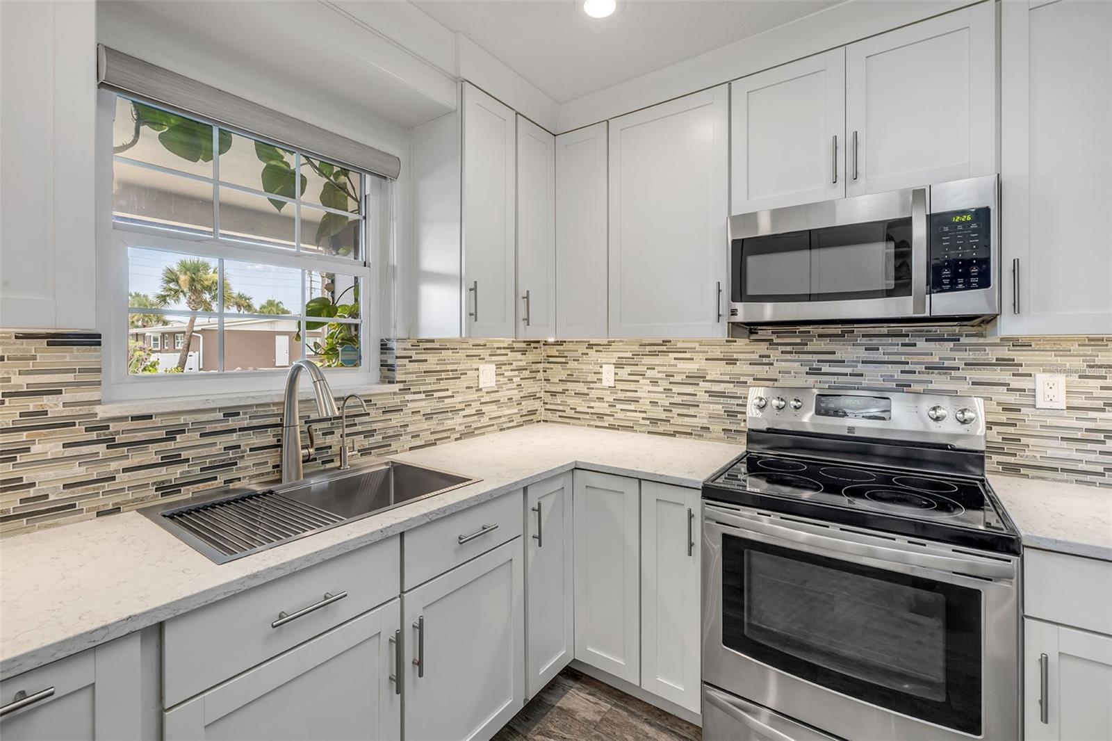 201 S Venetian Way Property Photo 17