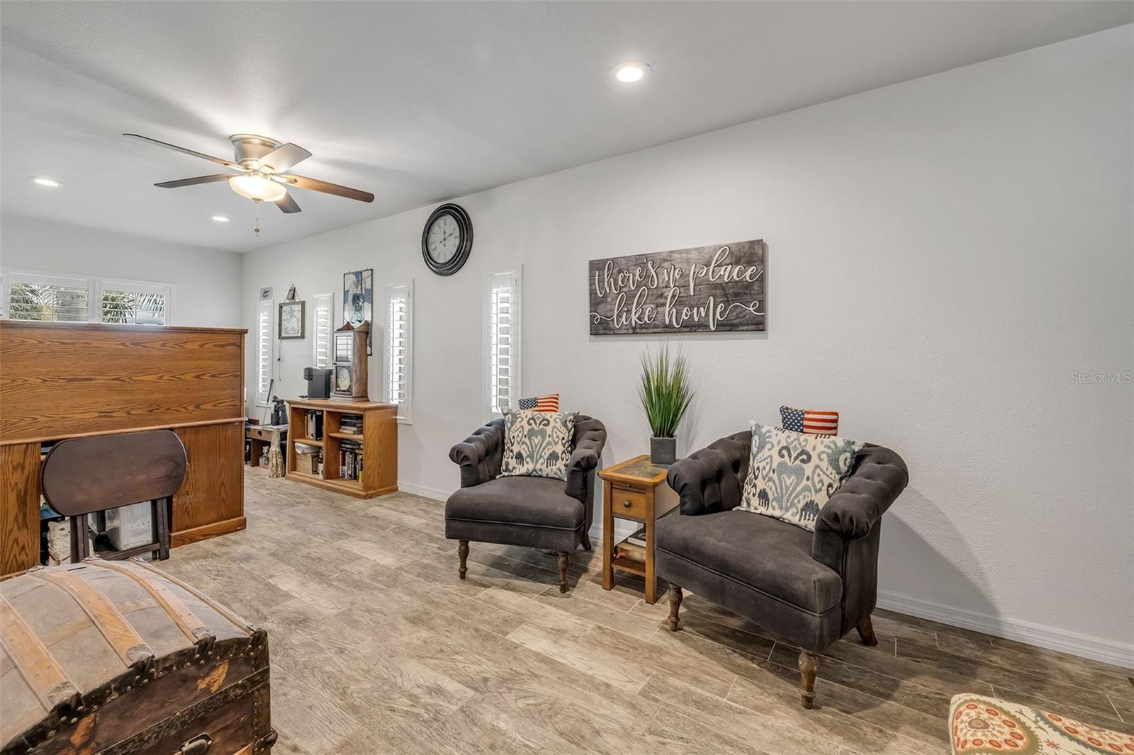 201 S Venetian Way Property Photo 25
