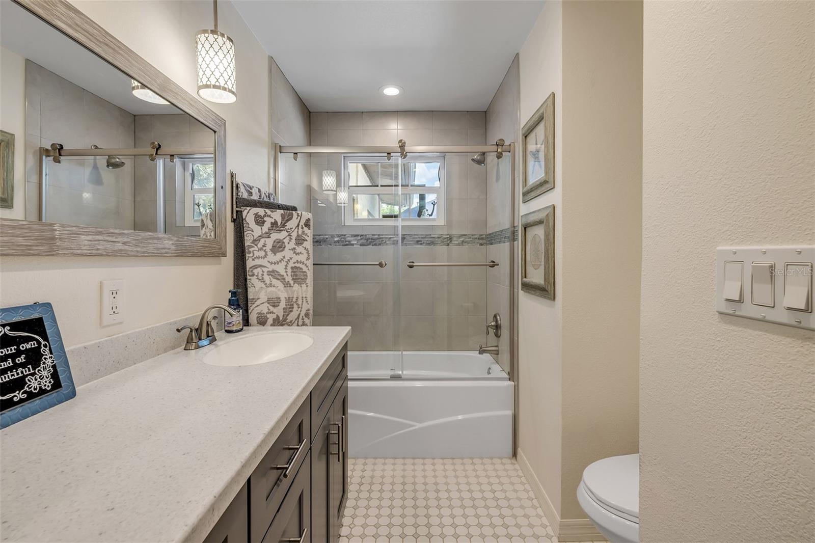 201 S Venetian Way Property Photo 34