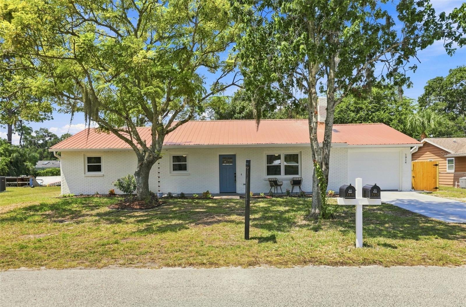 1914 Sabal Palm Dr Property Photo 38