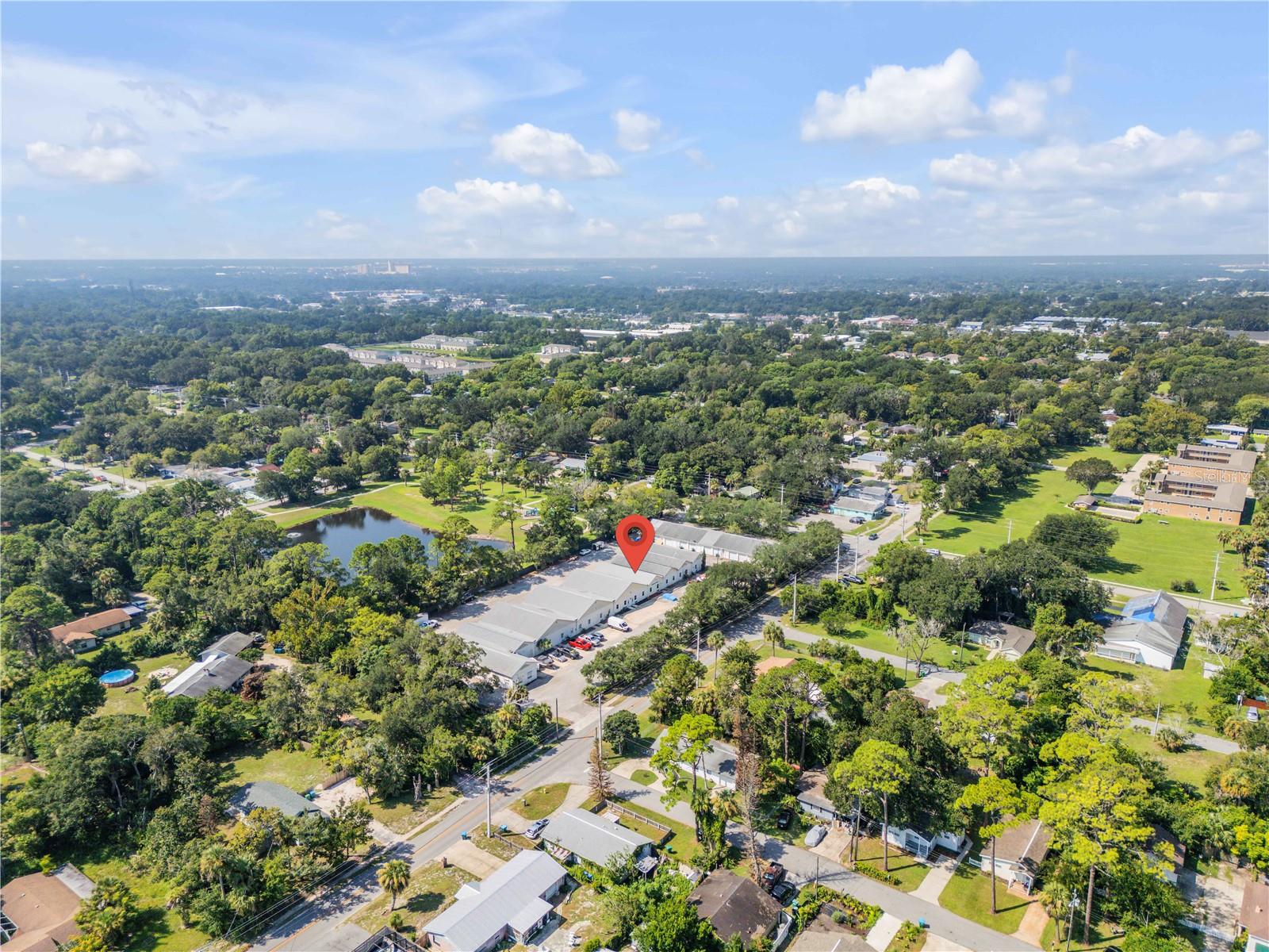 555 8th St #i Property Photo 39