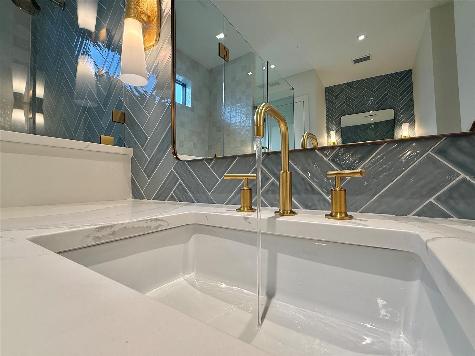 4643 Van Kleeck Dr Property Photo 43