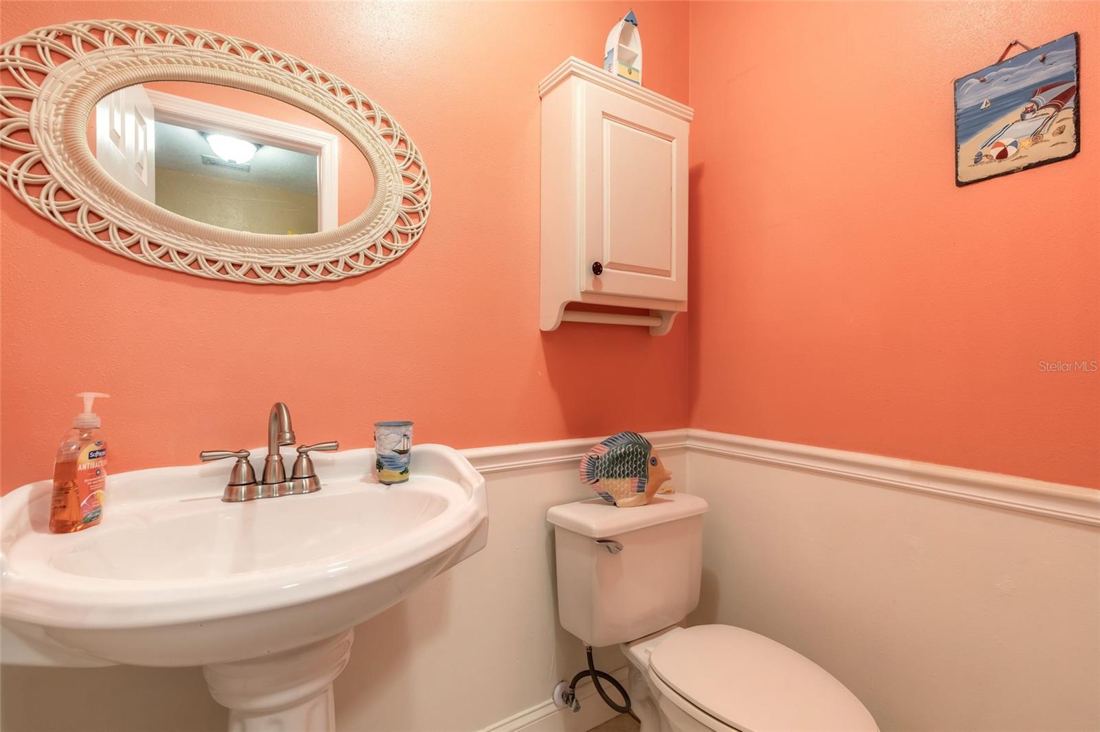 1413 Orange Tree Dr Property Photo 34