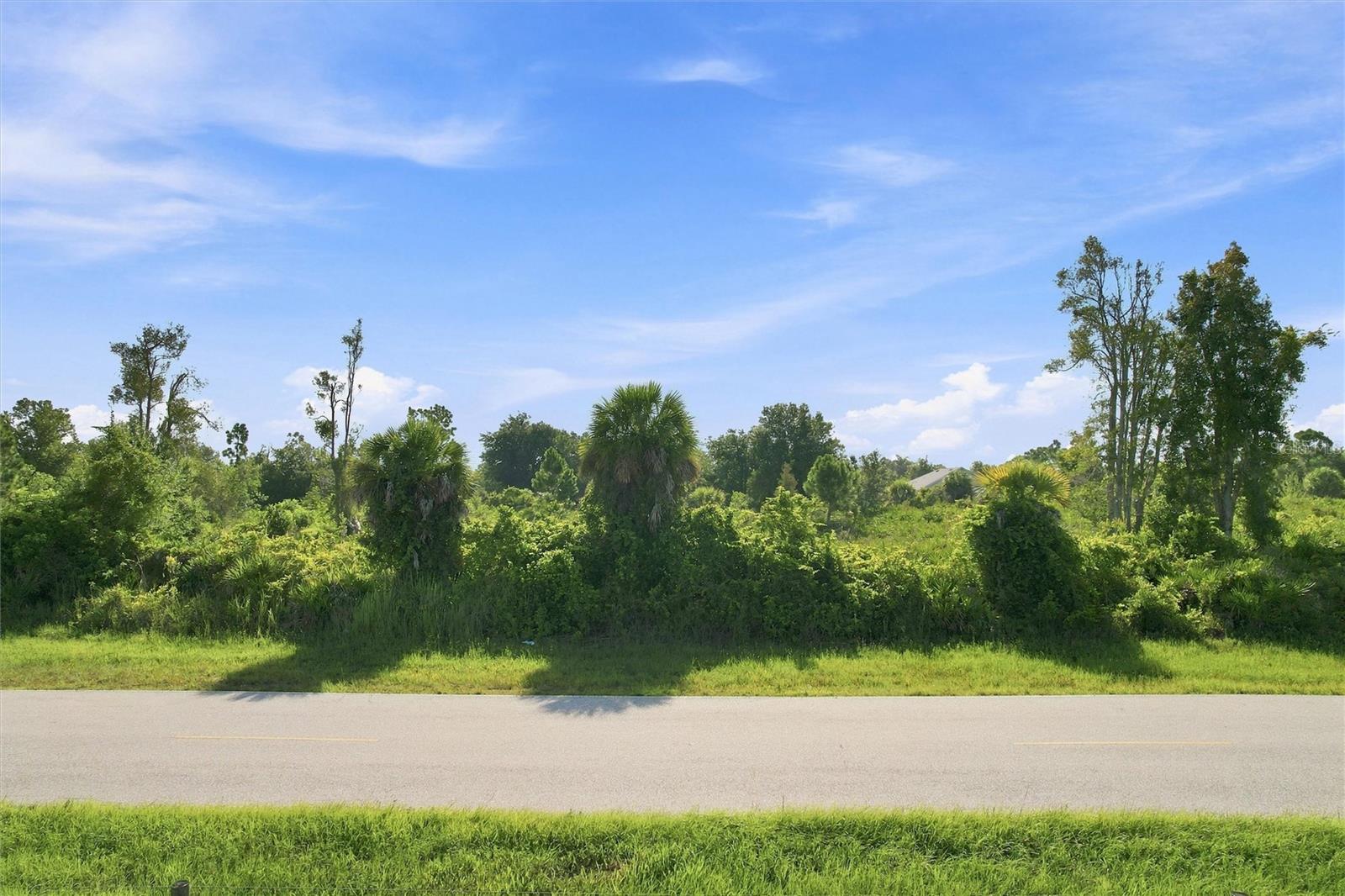 5152 JENNINGS BLVD Property Photo 1