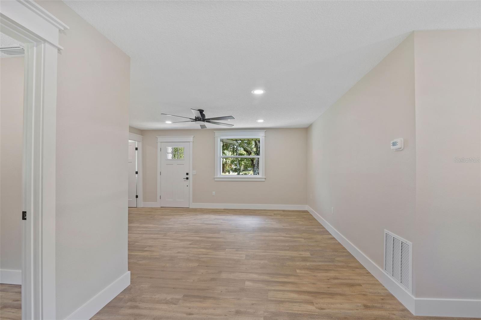 2463 Pioneer Trl Property Photo 7