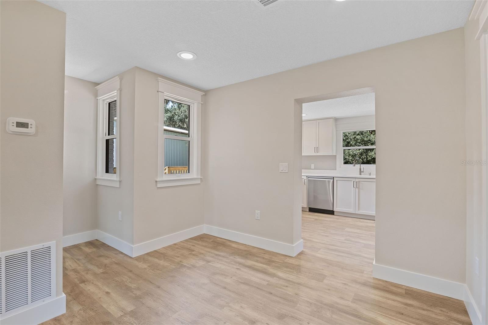 2463 Pioneer Trl Property Photo 9