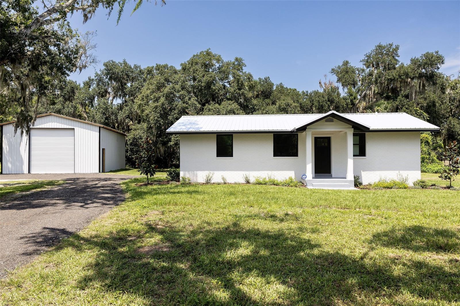 2463 Pioneer Trl Property Photo 18