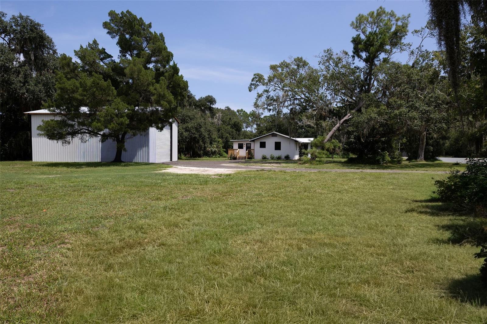 2463 Pioneer Trl Property Photo 22