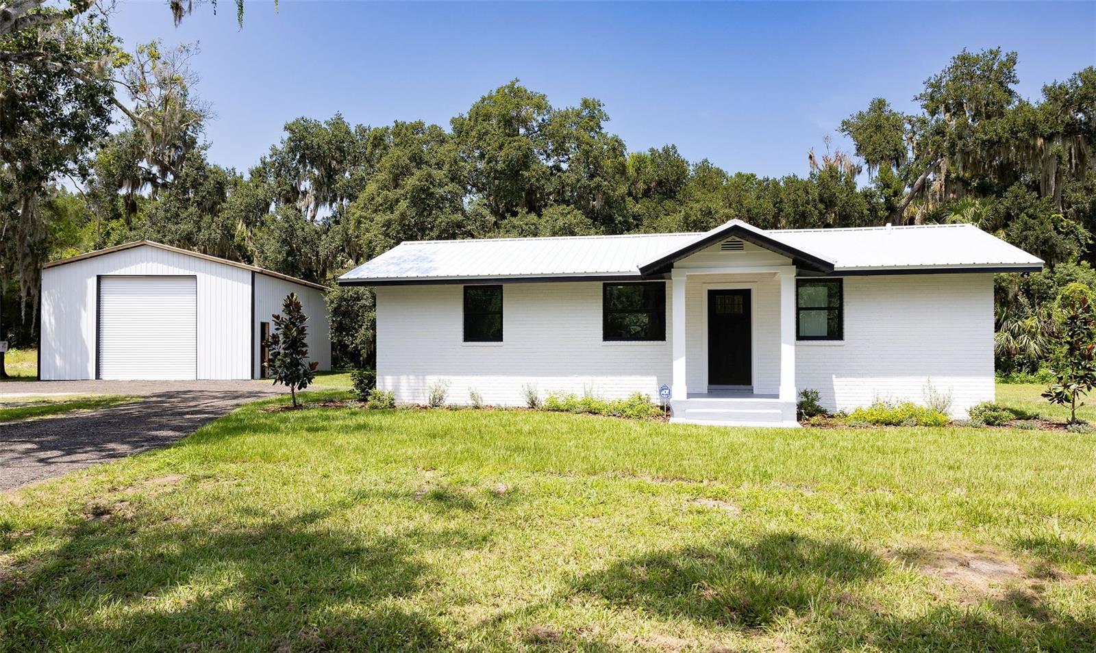 2463 Pioneer Trl Property Photo 24