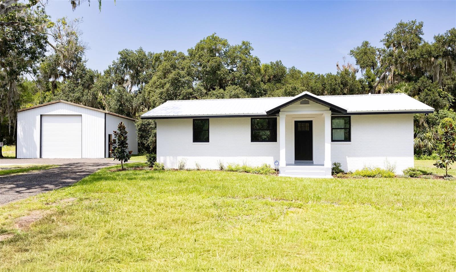 2463 Pioneer Trl Property Photo 25