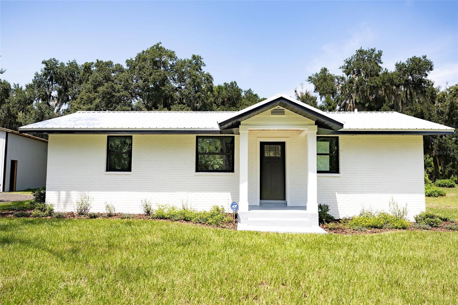 2463 Pioneer Trl Property Photo 34