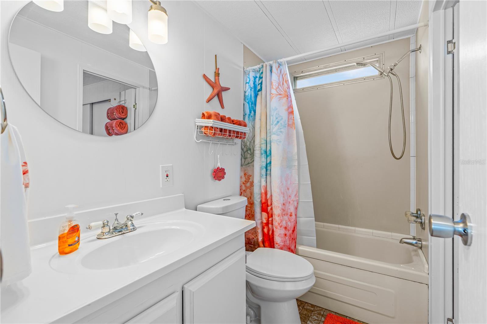 286 Randle Ave Property Photo 32
