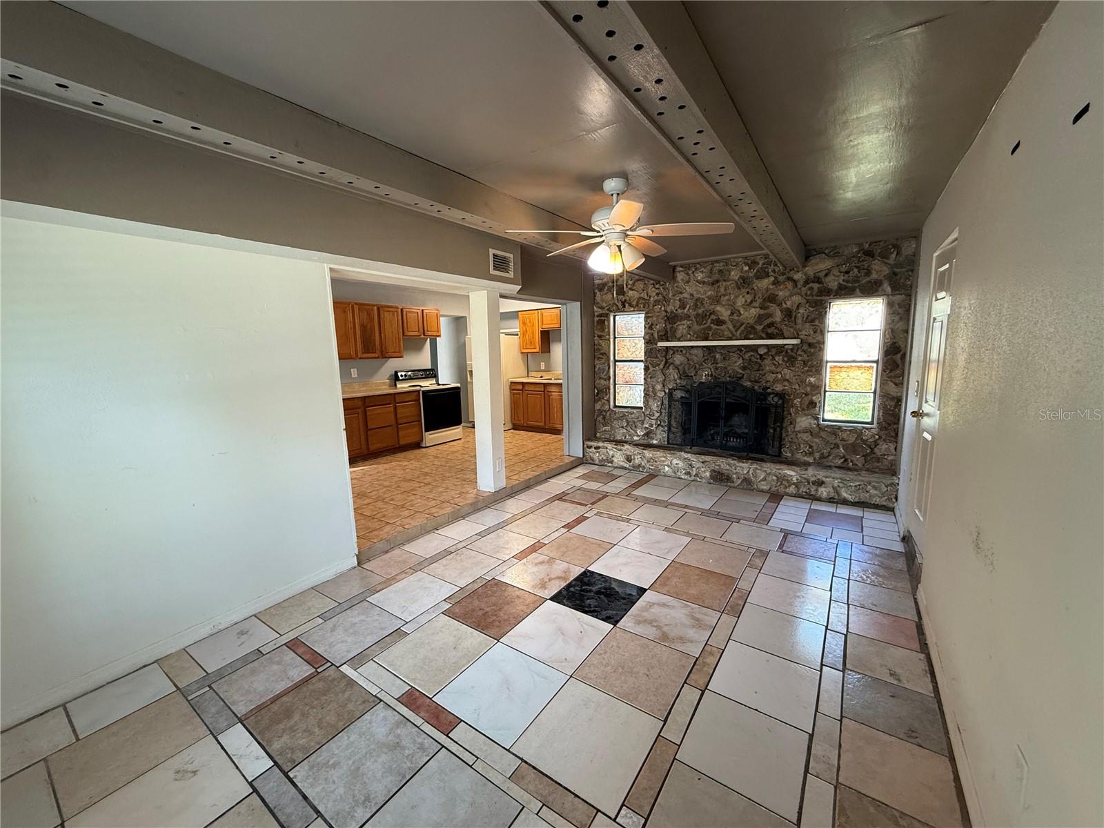 3306 Yule Tree Dr Property Photo 7