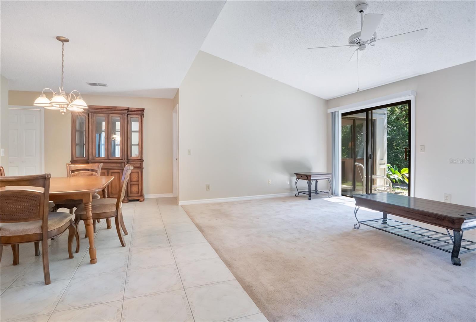 4340 Sea Mist Dr Property Photo 4
