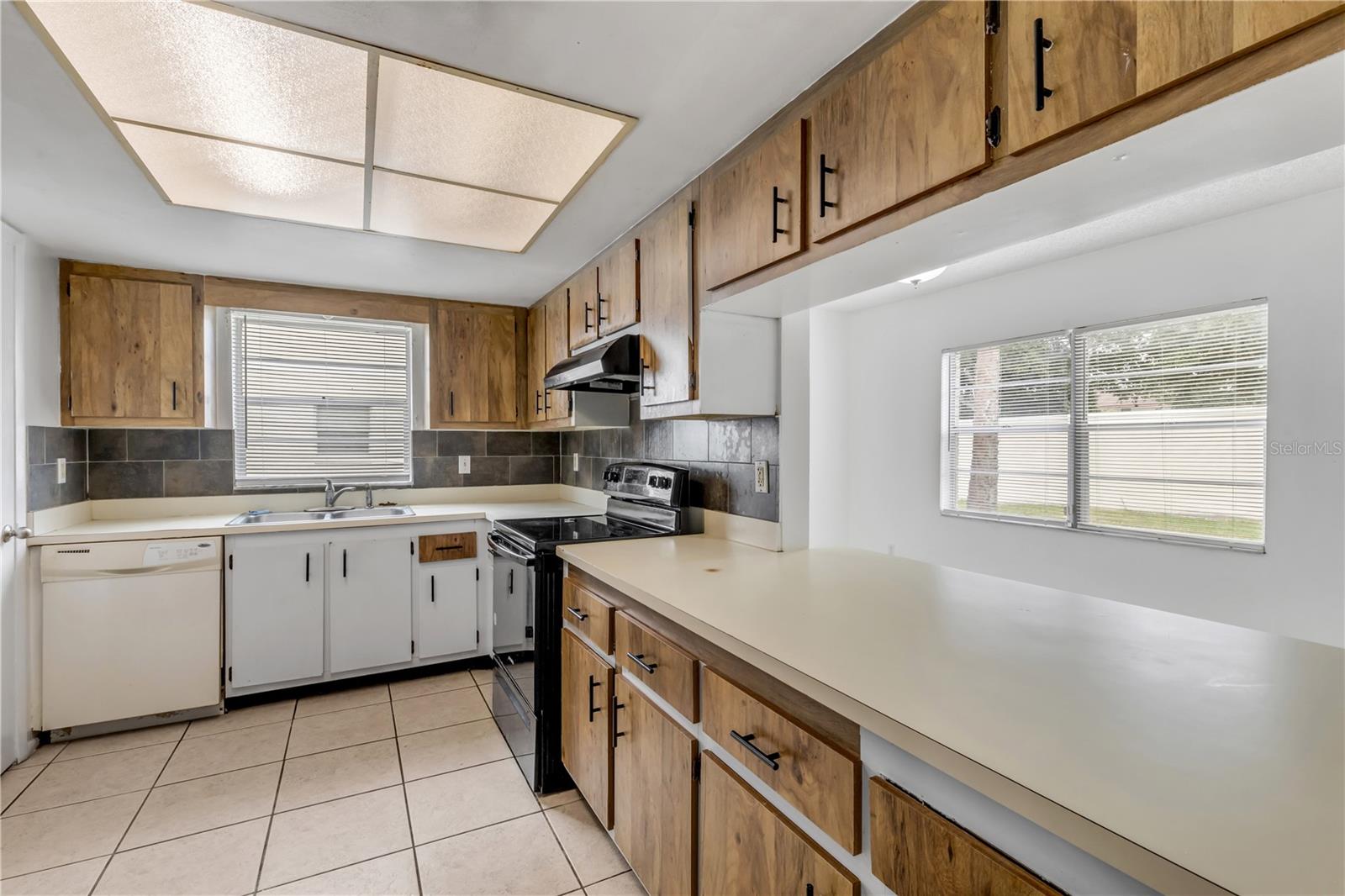 430 Banana Cay Dr #a Property Photo 11