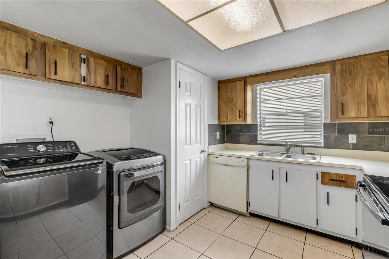 430 Banana Cay Dr #a Property Photo 12