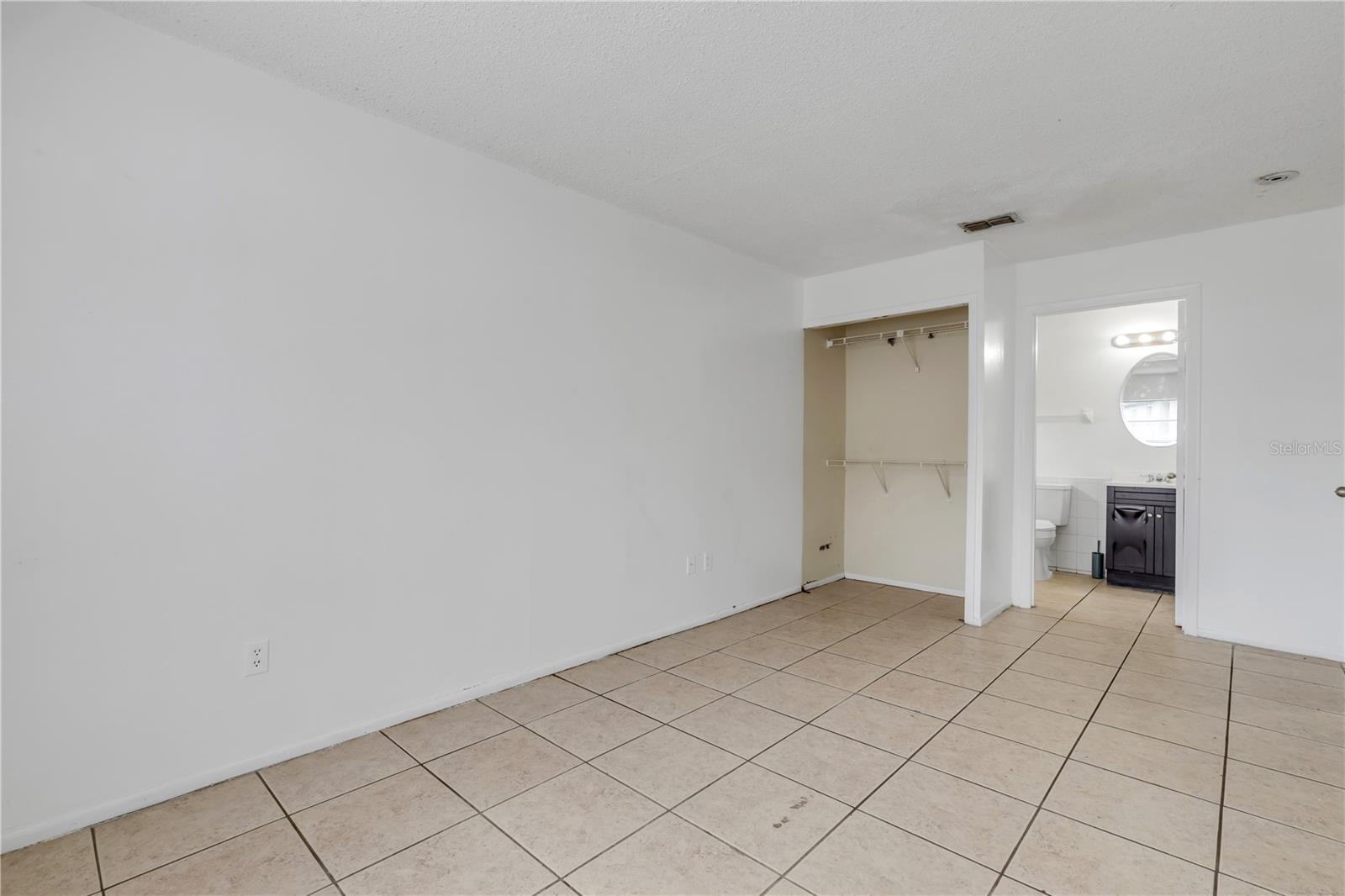 430 Banana Cay Dr #a Property Photo 17