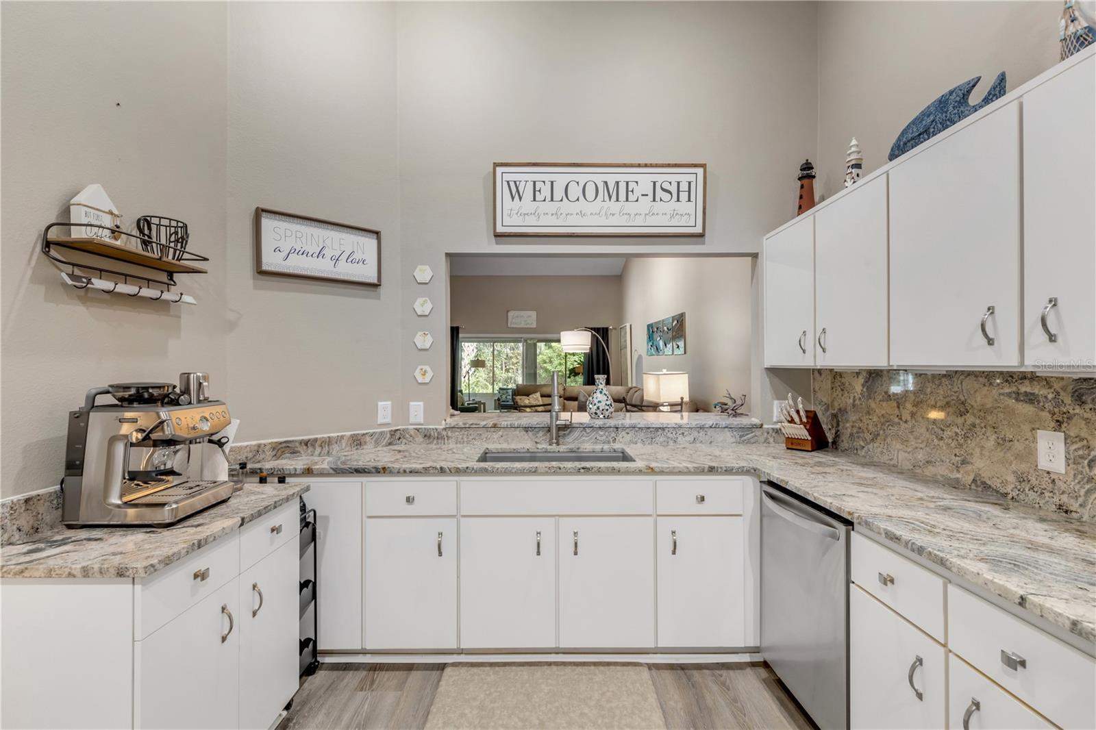 2016 Cornell Pl Property Photo 8